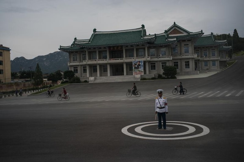 Binh di cuoc song o Trieu Tien qua anh National Geographic