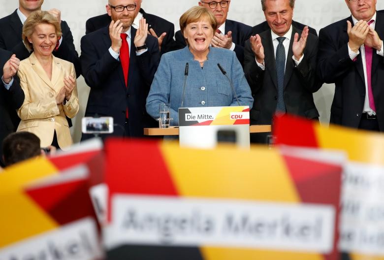 Anh: Thu tuong Merkel thang loi dang cay trong bau cu Duc-Hinh-6