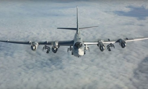 Video: May bay nem bom Tu-95MS Nga huy diet IS va al-Nusra