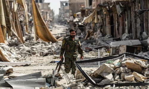 Anh: SDF don suc diet sach phien quan IS o Raqqa