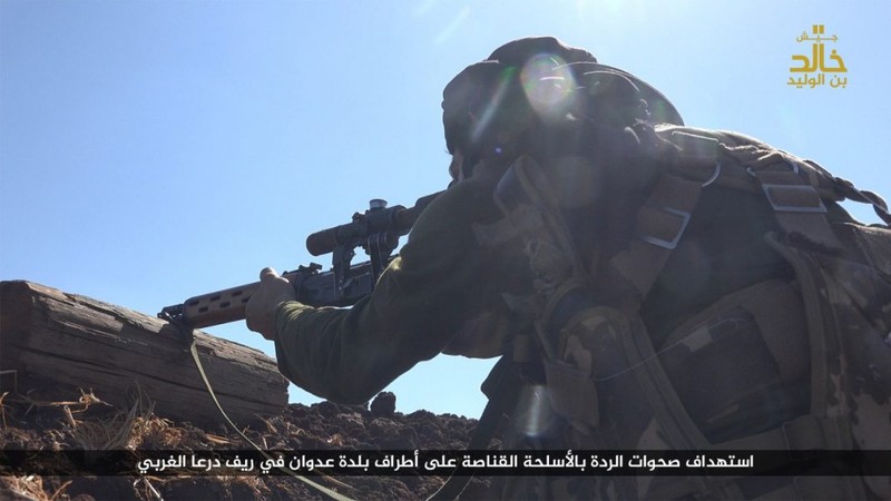 Anh: Phien quan IS danh nhau voi FSA o Cao nguyen Golan-Hinh-6