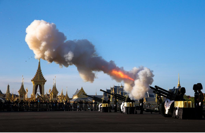 Toan canh cong tac chuan bi cho le tang Vua Thai Lan Bhumibol-Hinh-11