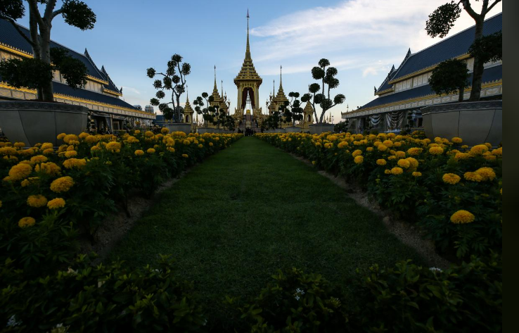 Toan canh cong tac chuan bi cho le tang Vua Thai Lan Bhumibol-Hinh-9