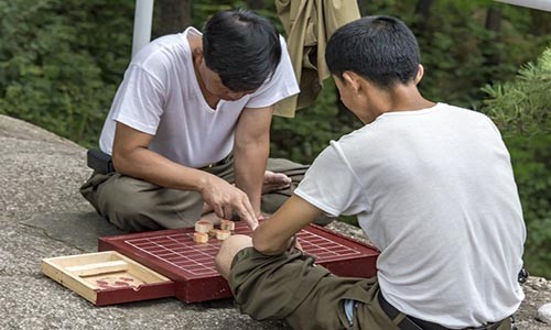 He lo cuoc song it ai ngo cua binh si Trieu Tien-Hinh-3