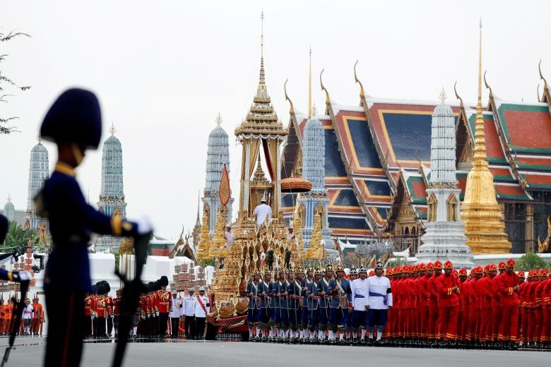 Hinh anh xuc dong trong ngay hoa tang co Quoc vuong Bhumibol-Hinh-7