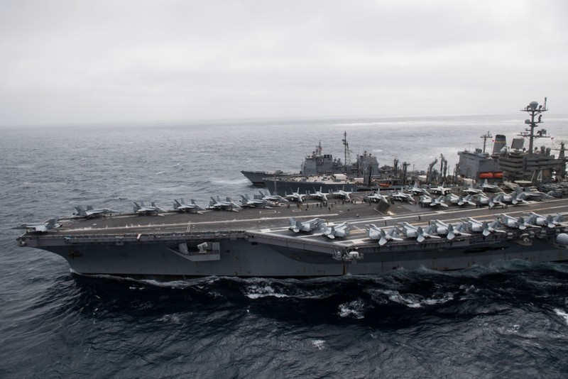 Khong tin tuong USS Gerald R.Ford, My dai tu mot loat tau san bay cu-Hinh-4