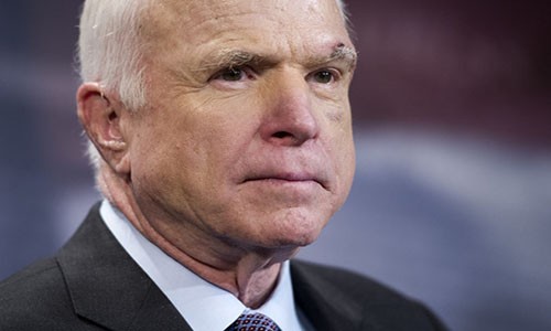 Tang le TNS John McCain se dien ra duoi vom Dien Capitol