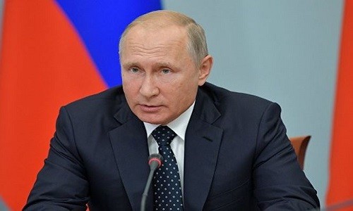 TT Putin bat ngo mien nhiem 15 tuong linh Nga