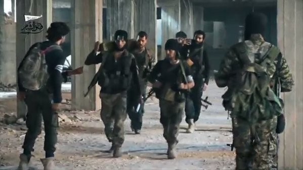 Thua dau tai Aleppo, Tho Nhi Ky ram rap dua quan toi Idlib-Hinh-5