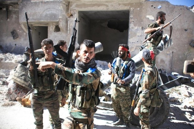 Don quan cho Idlib, Quan doi Syria van “de bep” IS tai Deir Ezzor-Hinh-9