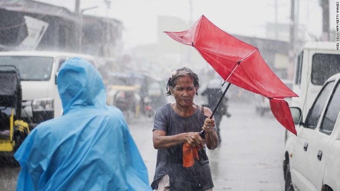 Philippines xac nhan 2 nguoi dau tien thiet mang vi sieu bao Mangkhut-Hinh-2