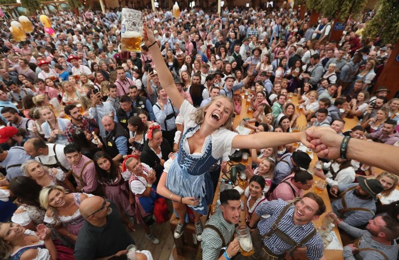 Choang ngop le hoi bia lon nhat the gioi Oktoberfest tai Duc-Hinh-3