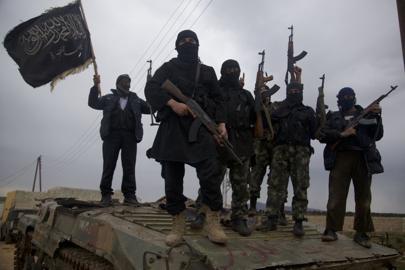 Cung duong, phien quan IS tan sat binh si Syria tai Sweida-Hinh-9