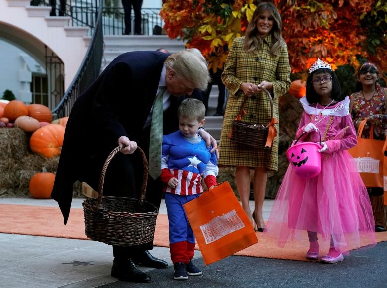 Ma mi le hoi Halloween cua ong Trump tai Nha Trang-Hinh-9