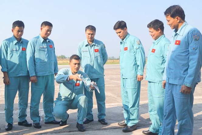 Tiem kich Su-30MK2 ​“Canh en Lam Son” canh troi To quoc-Hinh-2