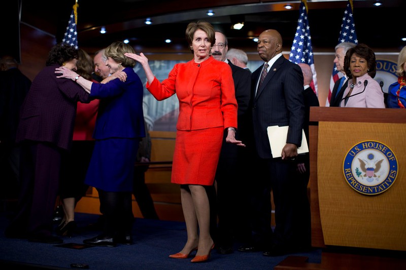 Nancy Pelosi: Tu ba noi tro den nguoi phu nu quyen luc nhat nuoc My-Hinh-16