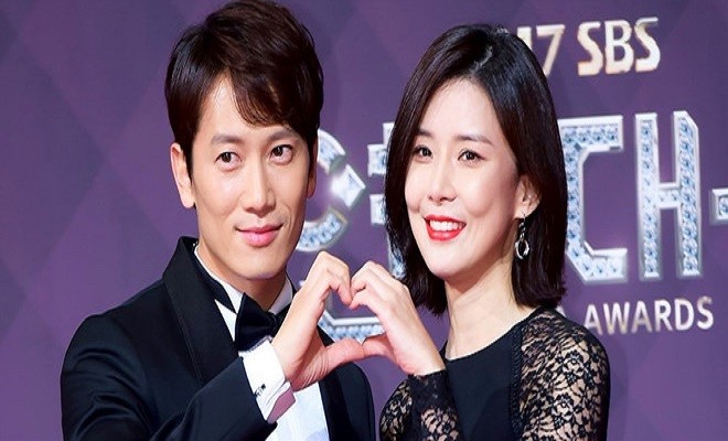 Vo chong noi tieng Ji Sung - Lee Bo Young don con trai thu hai