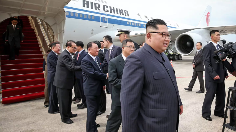 Ong Kim Jong-un se mat 60 gio neu di tau hoa den Ha Noi-Hinh-10