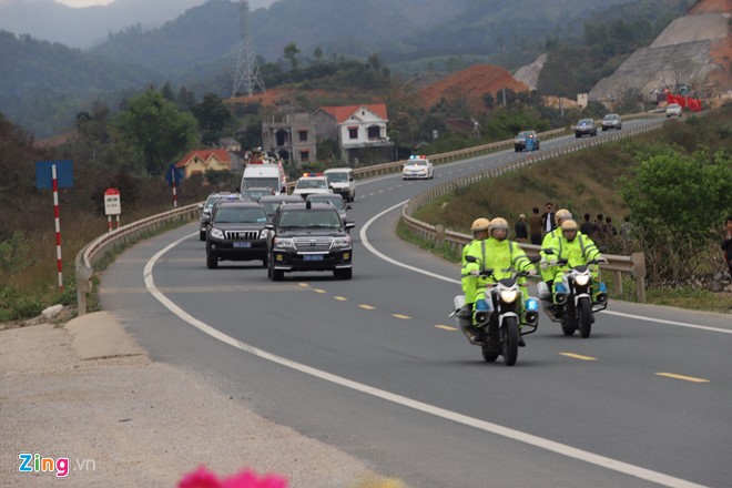 An tuong hinh anh dau tien Chu tich Kim Jong-un tai Viet Nam-Hinh-12