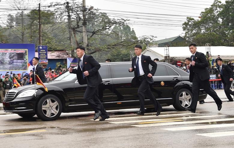 An tuong hinh anh dau tien Chu tich Kim Jong-un tai Viet Nam-Hinh-11