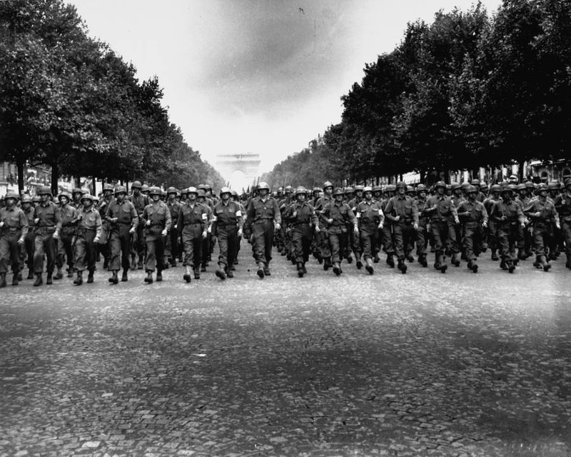 Loat hinh an tuong ngay giai phong thu do Paris nam 1944-Hinh-12