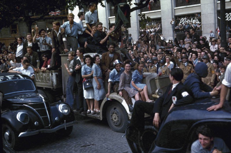 Loat hinh an tuong ngay giai phong thu do Paris nam 1944-Hinh-6