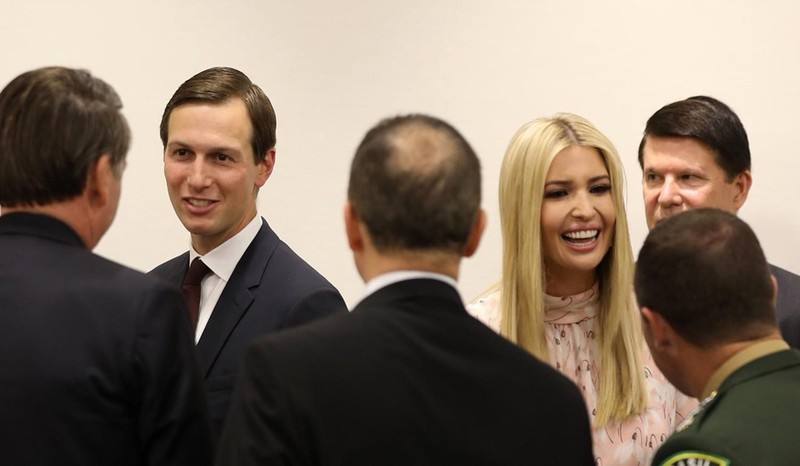 Ivanka Trump ban ron trong chuyen cong du Chau A cua cha-Hinh-5