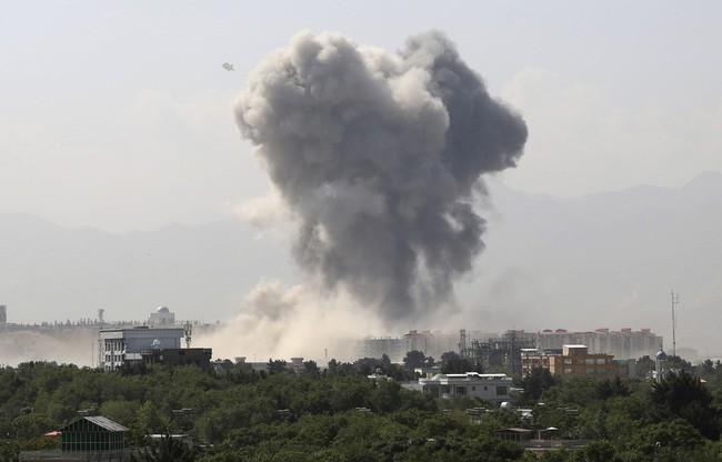 Nhin lai loat vu danh bom dam mau o Afghanistan nam 2019-Hinh-11