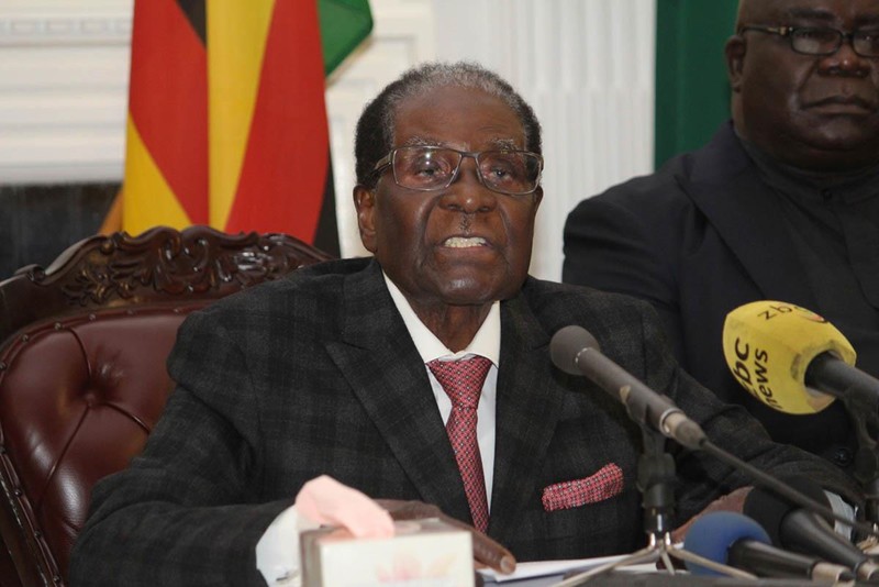 Cuu Tong thong Mugabe: Tu anh hung dan toc den nha doc tai-Hinh-15