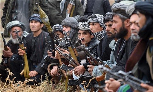 Afghanistan khong kich, diet it nhat 40 tay sung Taliban