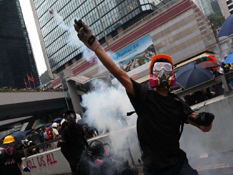 Hong Kong chinh thuc huy bo du luat dan do gay tranh cai