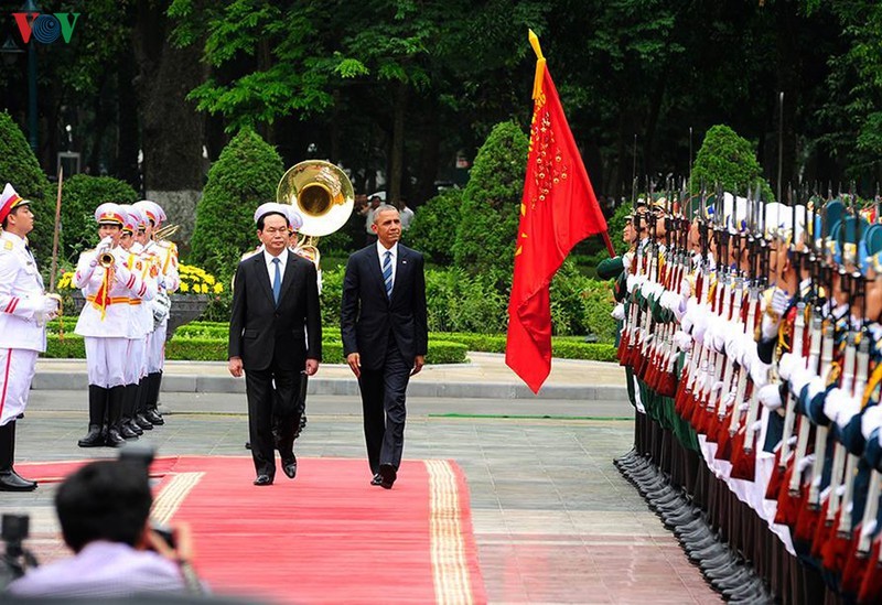 Nhin lai chuyen tham Viet Nam day an tuong cua cuu Tong thong My Obama-Hinh-6