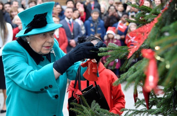 Le Giang sinh cua Nu hoang Anh Elizabeth II co gi dac biet?-Hinh-3