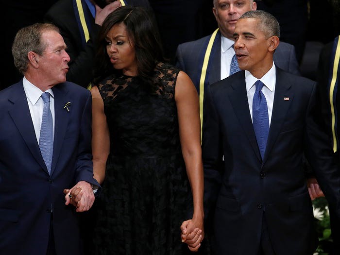 An tuong tinh ban cua cuu Tong thong My Bush va ba Michelle Obama-Hinh-4