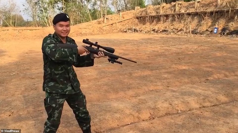 Toan canh vu quan nhan xa sung 29 nguoi chet rung dong Thai Lan-Hinh-3