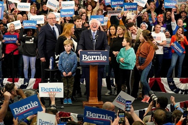 Anh: Ung vien Tong thong My Bernie Sanders thang lon tai New Hampshire