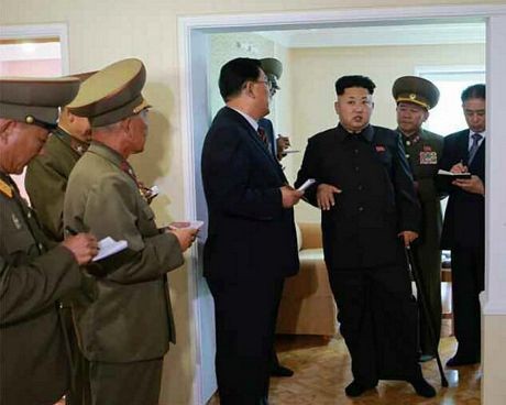 Nhin lai lan “o an” 40 ngay cua nha lanh dao Kim Jong-un nam 2014-Hinh-8
