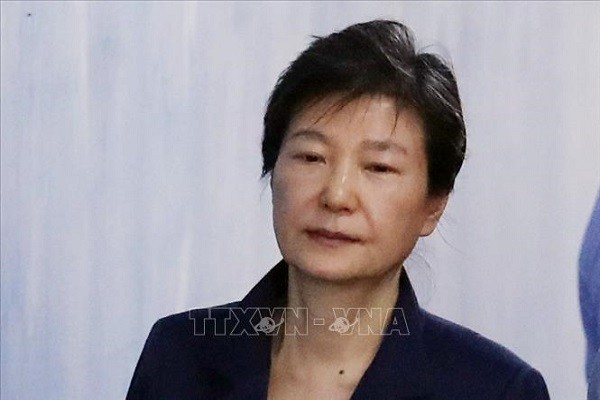 Cuu Tong thong Han Park Geun-hye co the phai chiu 35 nam tu giam