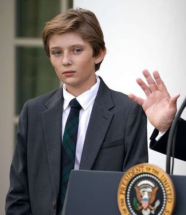 Barron Trump khac biet voi nhung dua tre o Nha Trang truoc day-Hinh-8