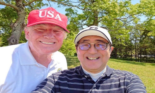Thu tuong Abe va nhung lan “ngoai giao san golf” voi Tong thong Trump-Hinh-5