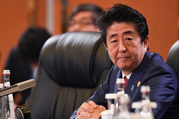Thu tuong Abe va nhung lan “ngoai giao san golf” voi Tong thong Trump