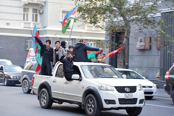 Armenia-Azerbaijan cham dut xung dot tai Nagorno-Karabakh, dan do ra duong an mung-Hinh-6