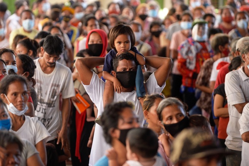 Toan canh Philippines chay dua cuu ho sau khi bi bao Vamco tan pha-Hinh-7