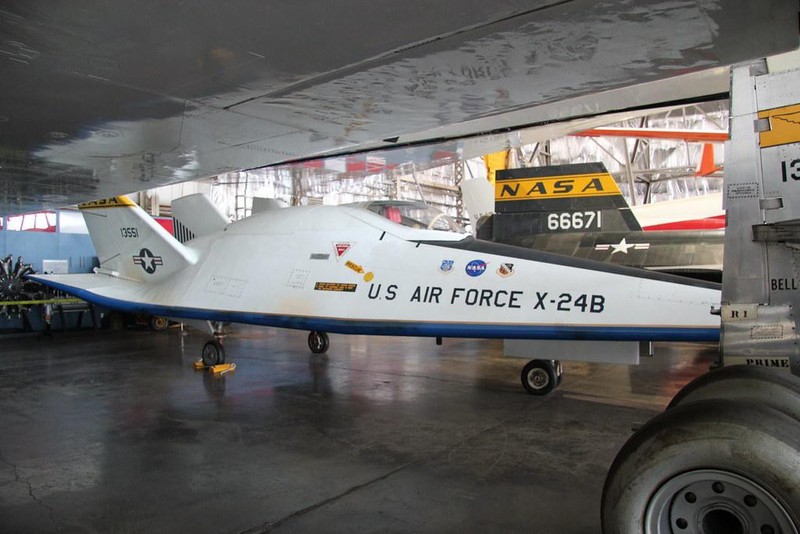 My am tham dua tau vu tru lai may bay X-24B quay lai thu nghiem-Hinh-9