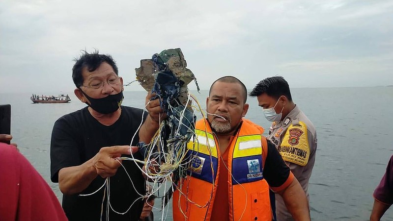 Dien bien vu may bay Indonesia cho 62 nguoi gap nan-Hinh-9