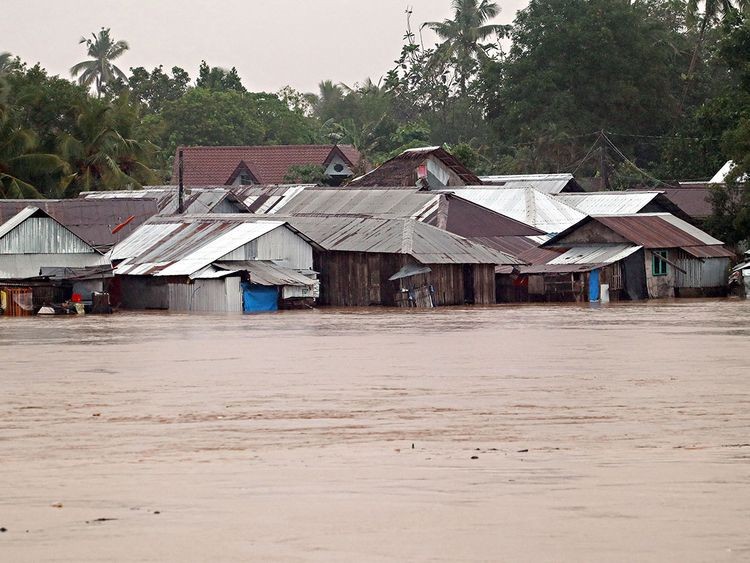 Hinh anh ngap lut kinh hoang o Philippines vi bao Dujuan-Hinh-7