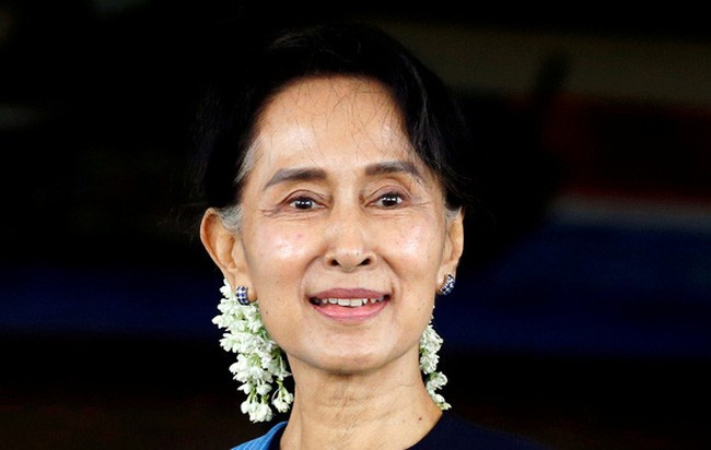 Bien co chinh tri o Myanmar: Chiu loat cao buoc...ba Suu Kyi co thoat?-Hinh-10