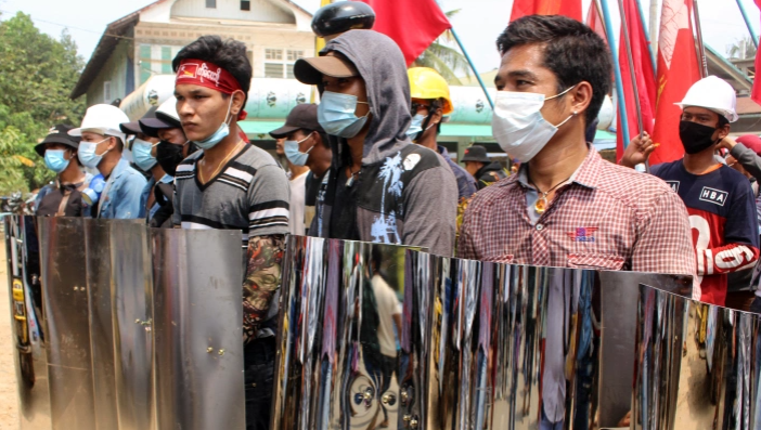 Bieu tinh o Myanmar: Them 82 nguoi thiet mang?-Hinh-6