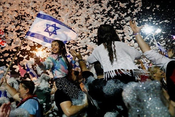 “Ky nguyen Netanyahu” ket thuc, nguoi dan Israel do ra duong an mung-Hinh-7