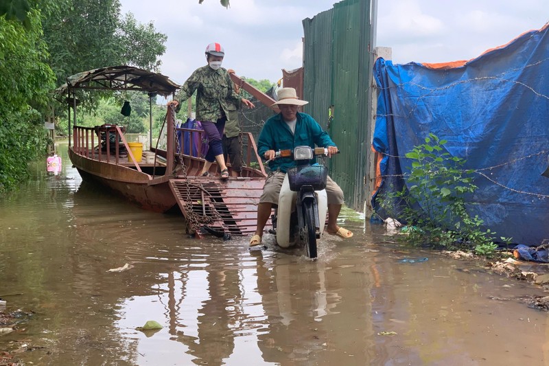 Thuy dien Hoa Binh xa lu, bai giua song Hong ngap sau-Hinh-8